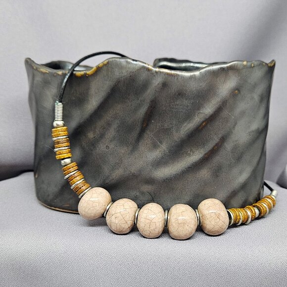 Necklace, Tan Crackle Ceramic Beads, Spacers, Leather Cord, Vintage (80s) - 16" - Picture 2 of 8